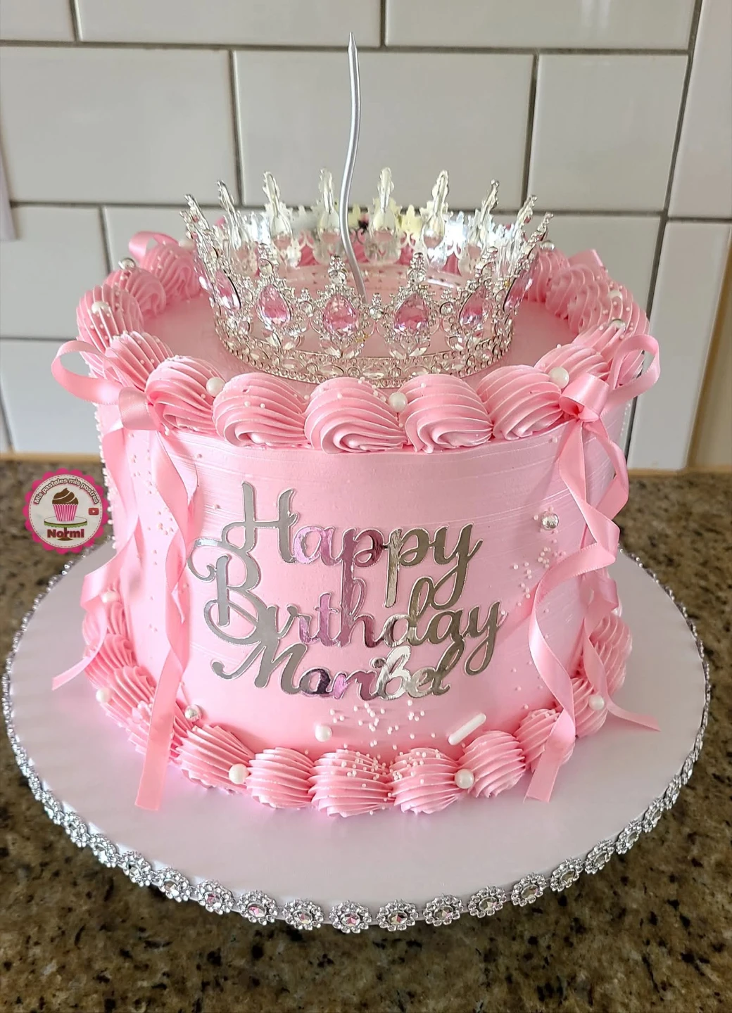 Budweiser King of Beers Birthday Cake - photo 2