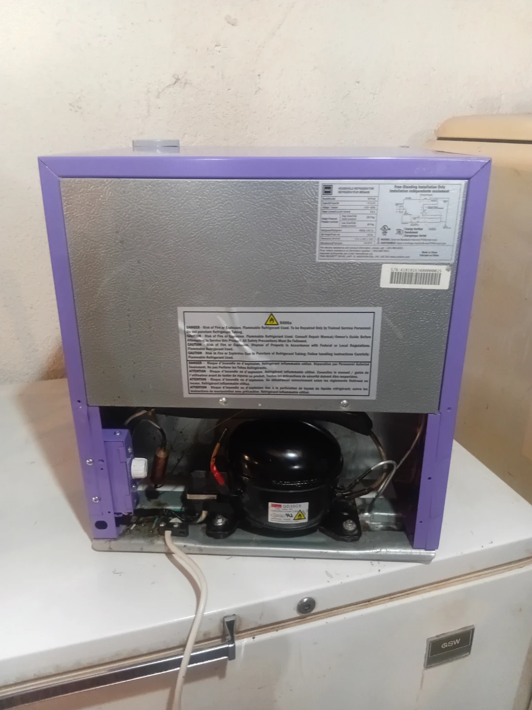 RCA Purple Mini Fridge - photo 2