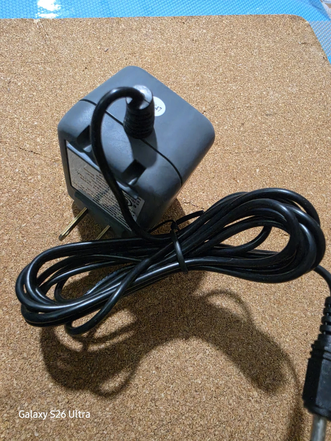 Remote Controlled Power Supply XM13A NIB - photo 3