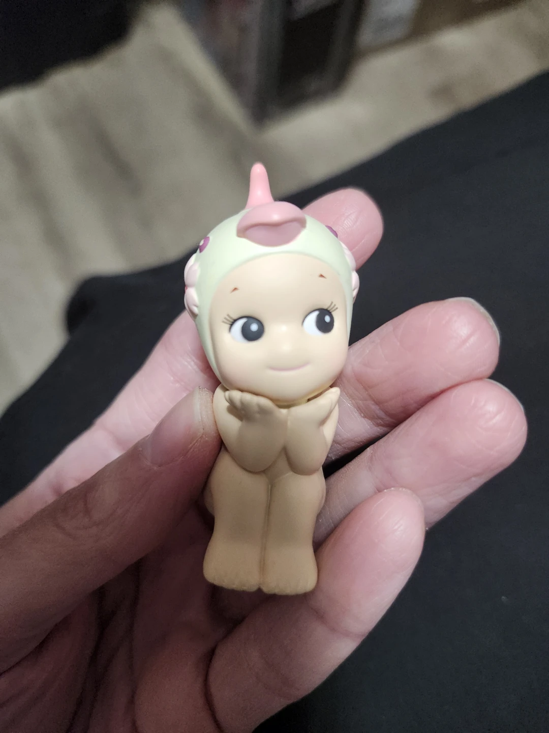 $5 figurine