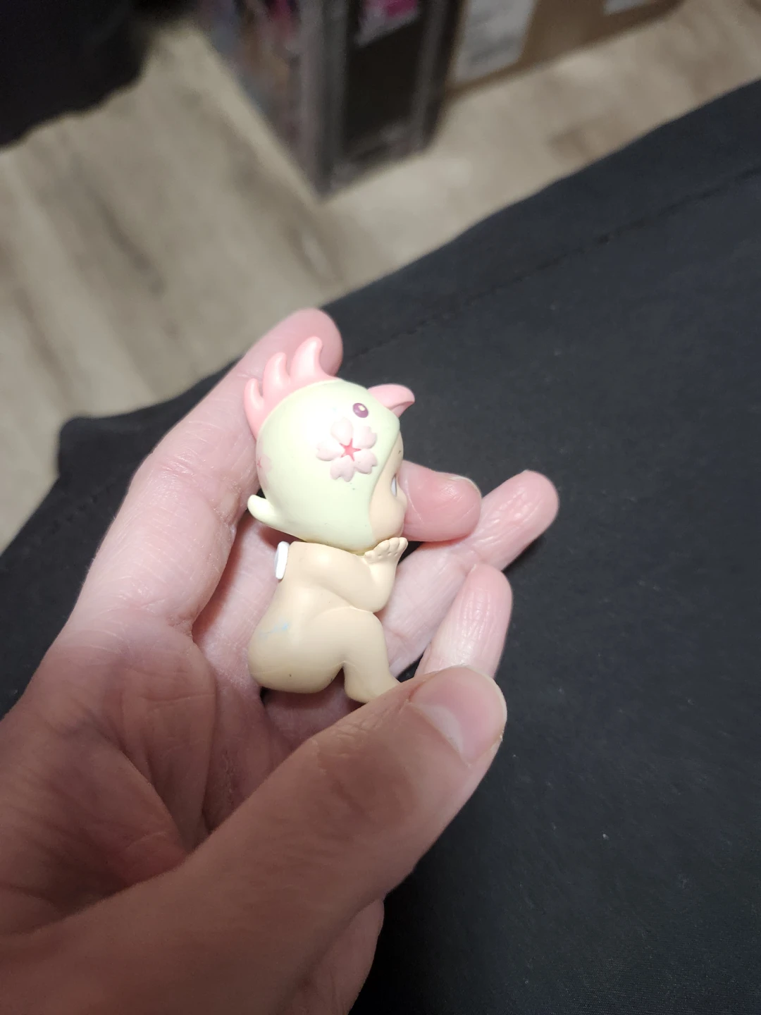$5 figurine - photo 2