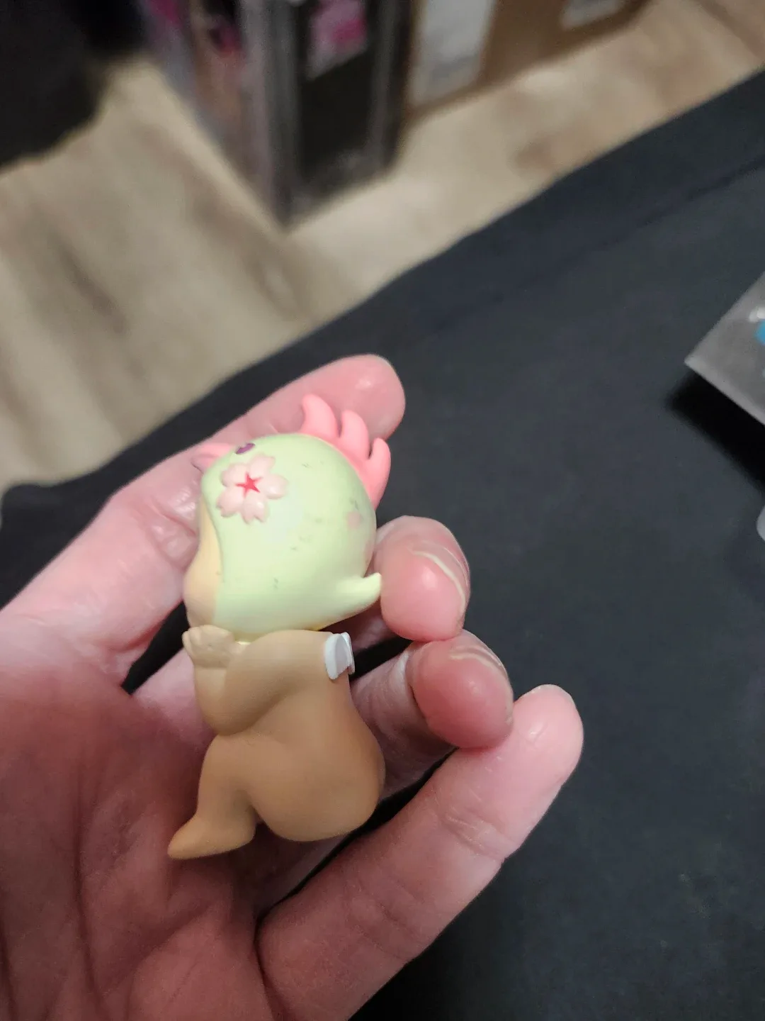$5 figurine - photo 4