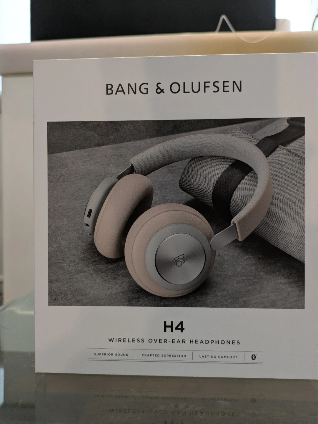 Bang & Olufsen H4 Wireless Over-Ear Headphones - photo 2