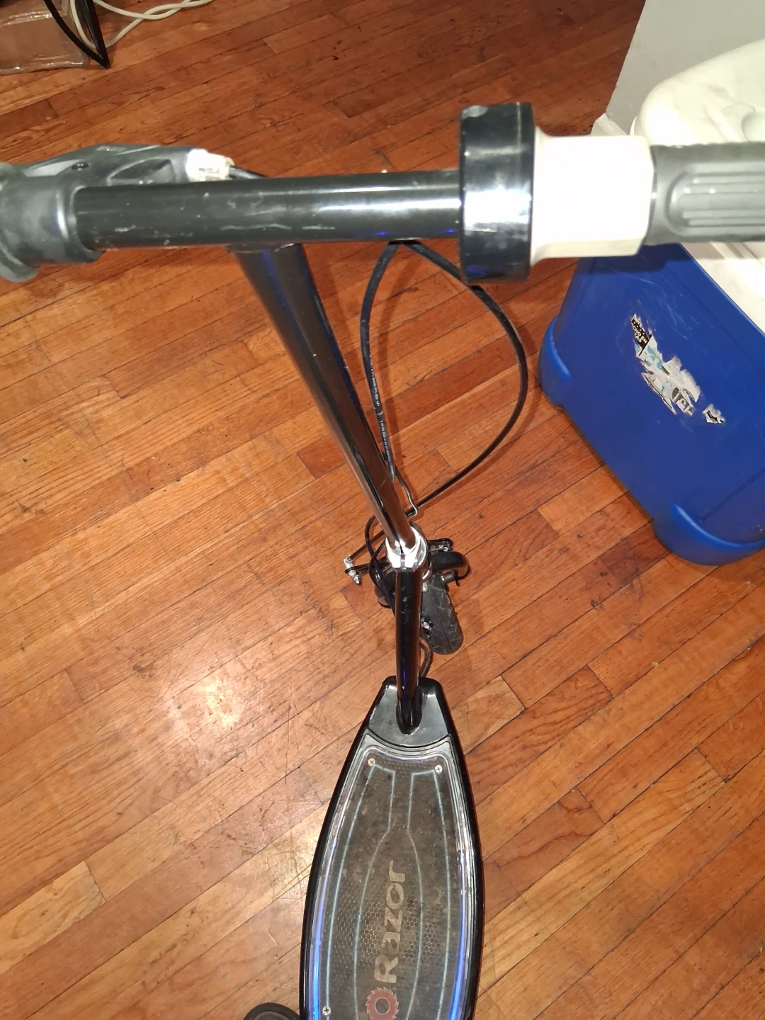 Razor Electric Scooter - photo 4