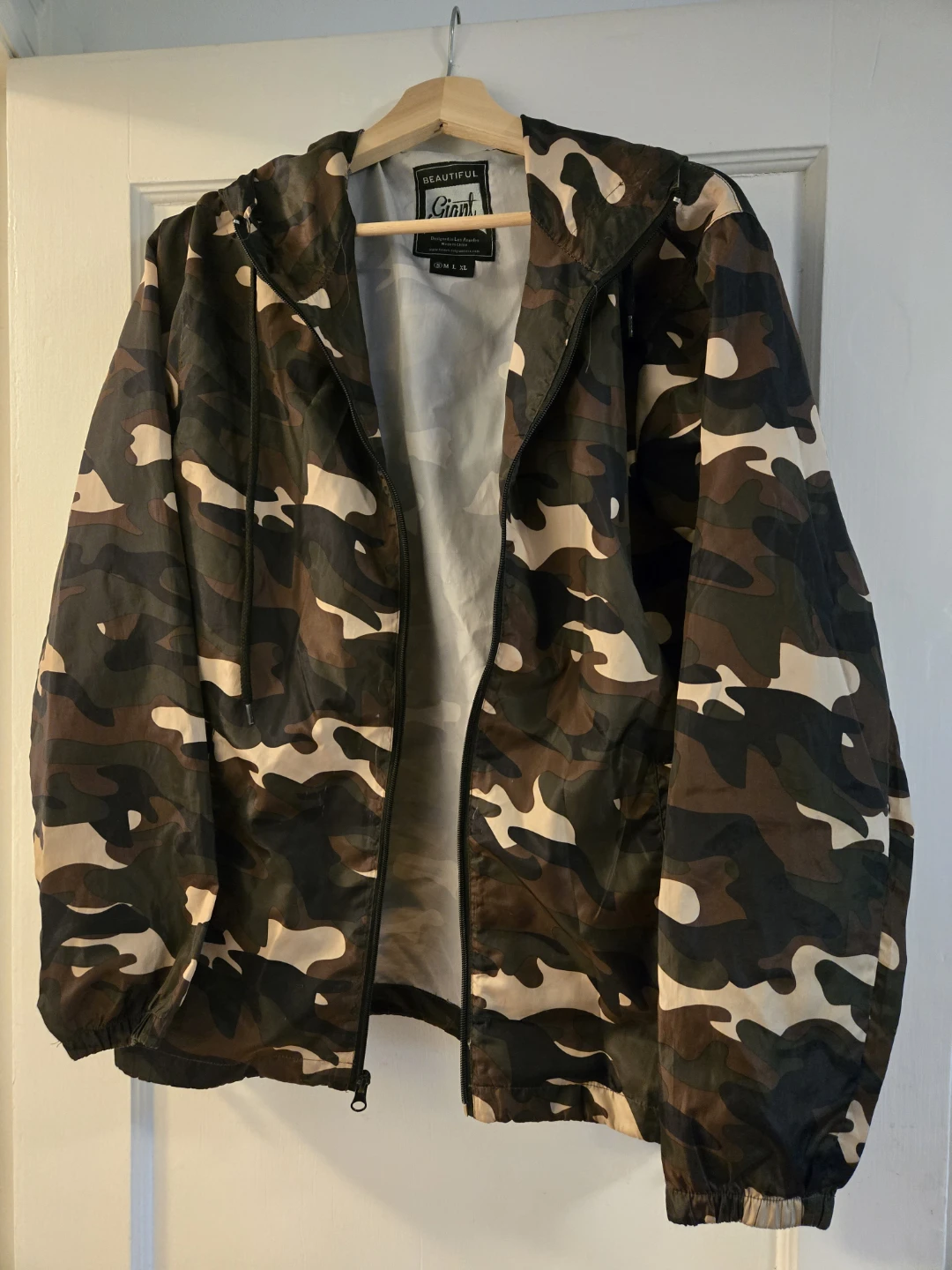 Camo windbreaker size S/M