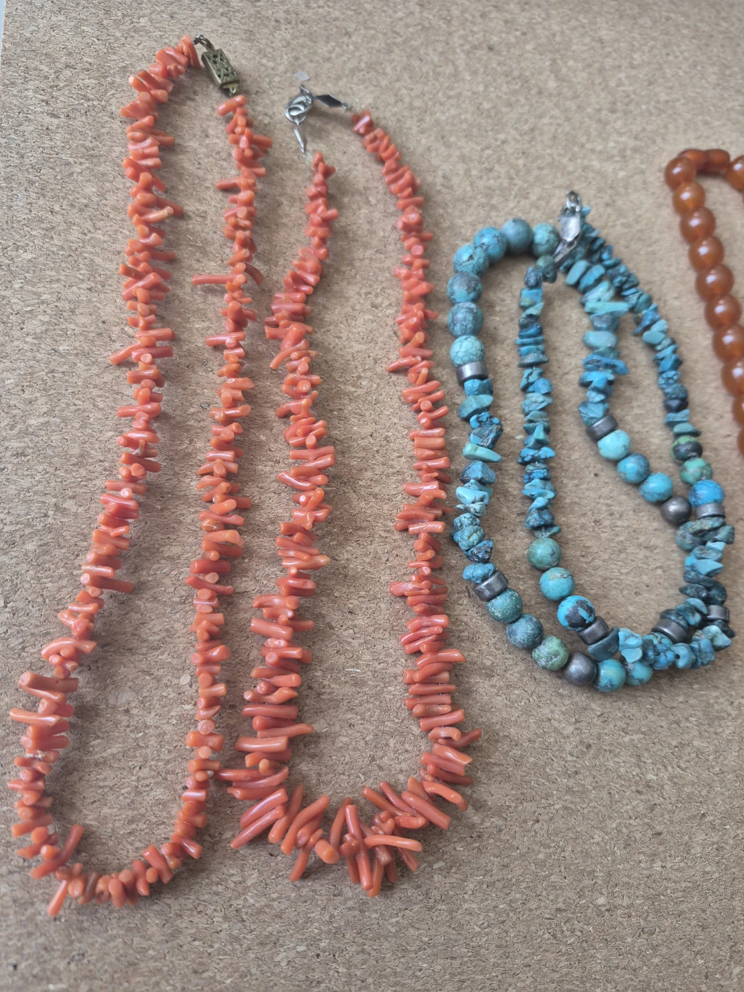 Vintage coral turquoise and amber necklaces - photo 4