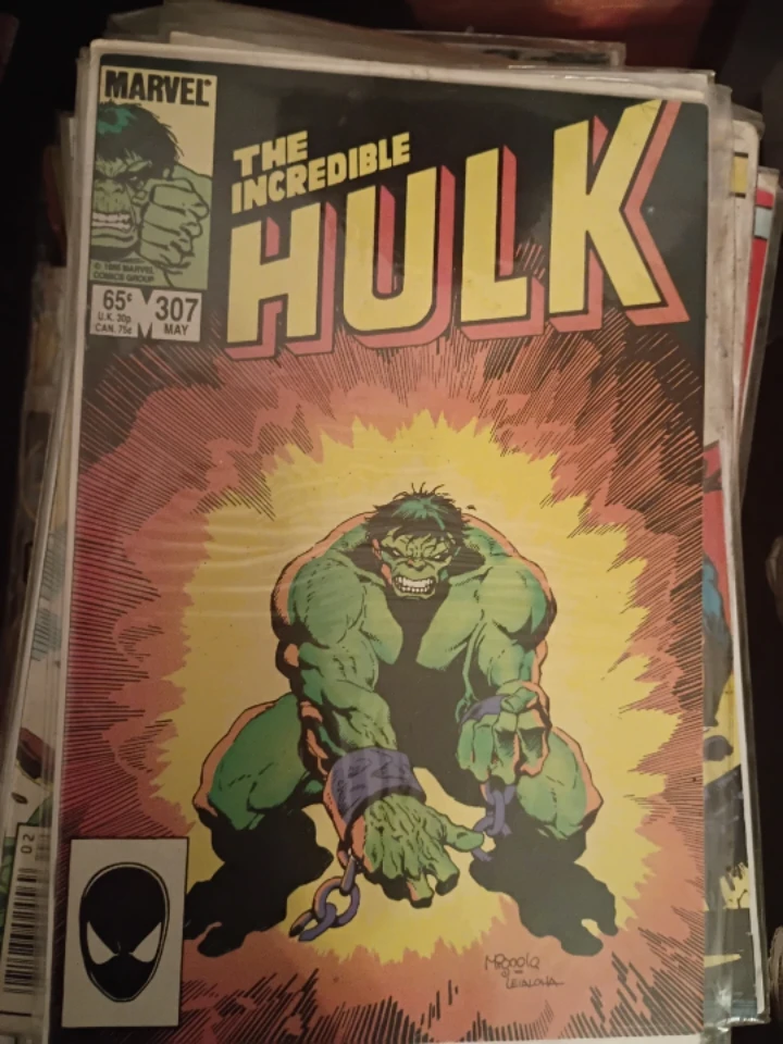 The Incredible Hulk Comic Book #307