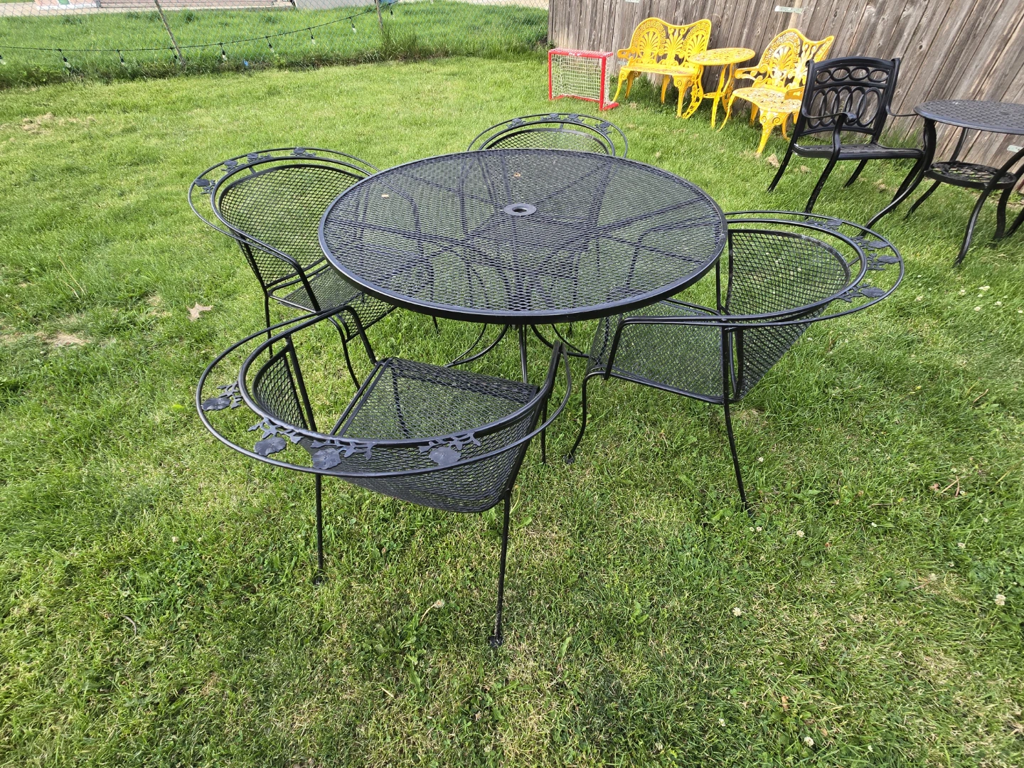 Black Metal Bistro Set - Table and 4 Chairs