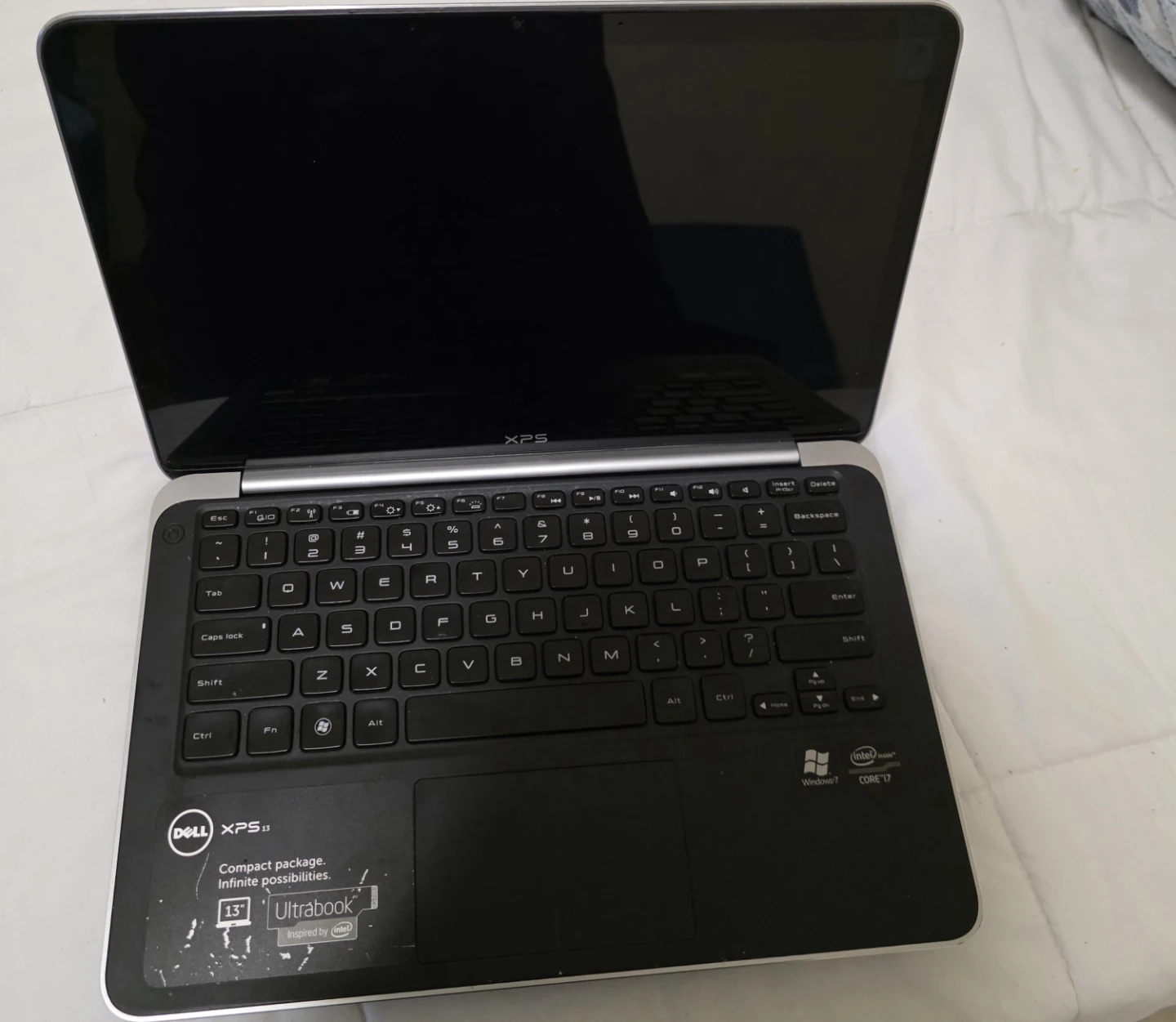 Dell XPS 13 Ultrabook Laptop - Intel Core i7
