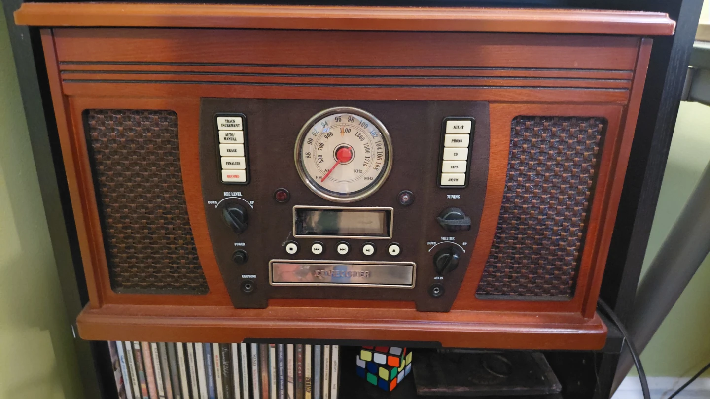 Nostalgic wooden record player console - photo 2