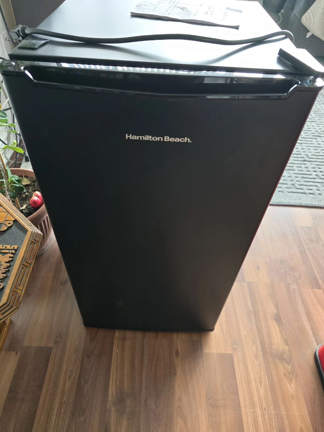 Hamilton Beach Mini Fridge