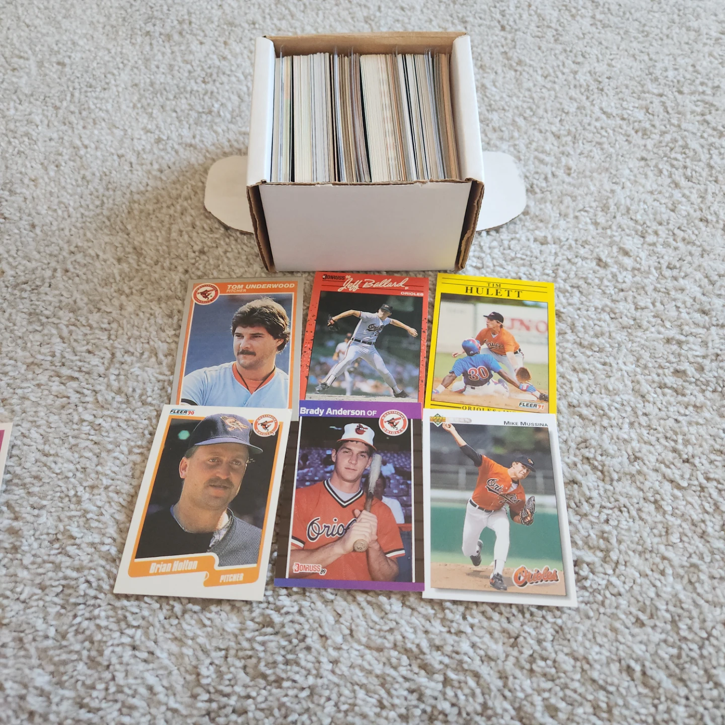 Baltimore Orioles, 100 Baseball Cards Team lot - photo 3