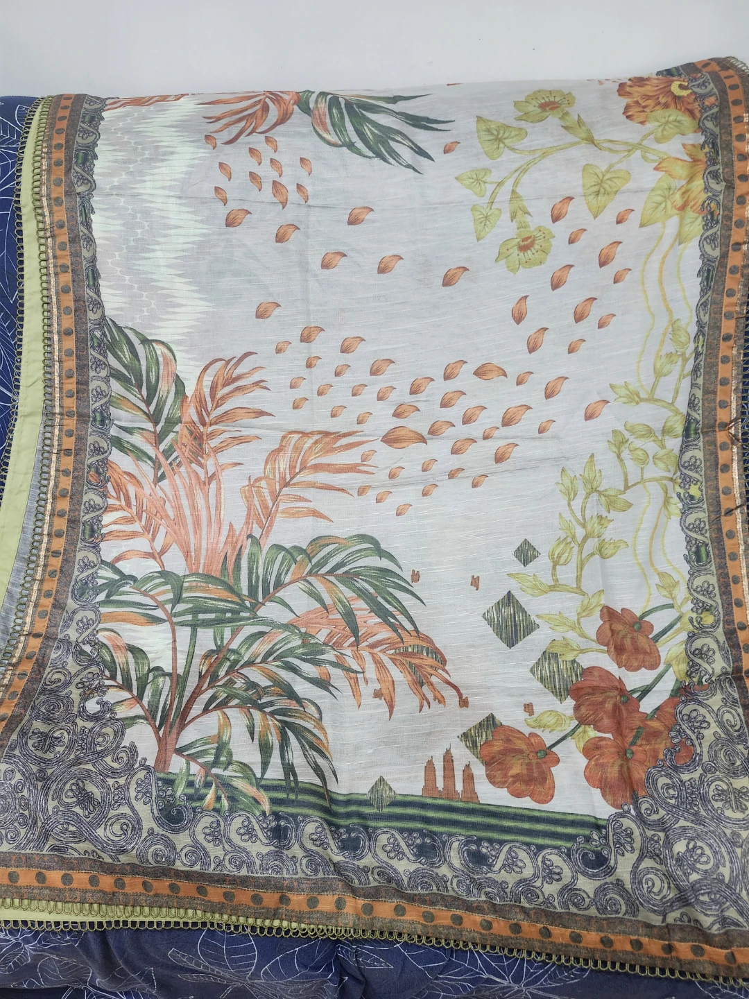 J.embroiderd 3 piece suit - photo 5