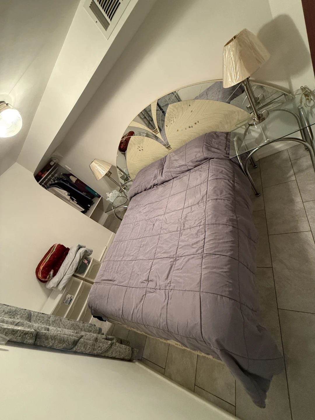 Queen size bed with headboard. - photo 2