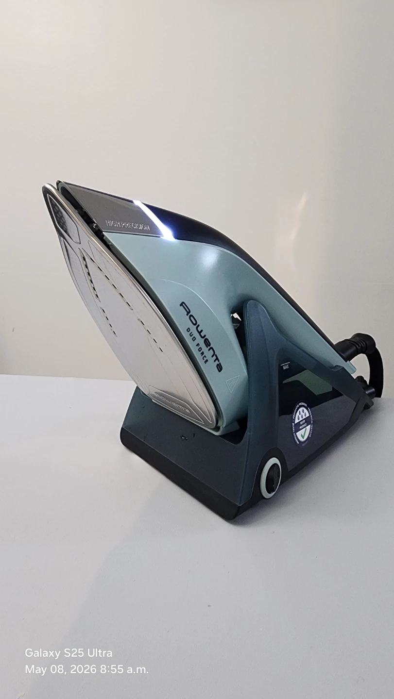Rowenta DUO FORCE Steam Iron