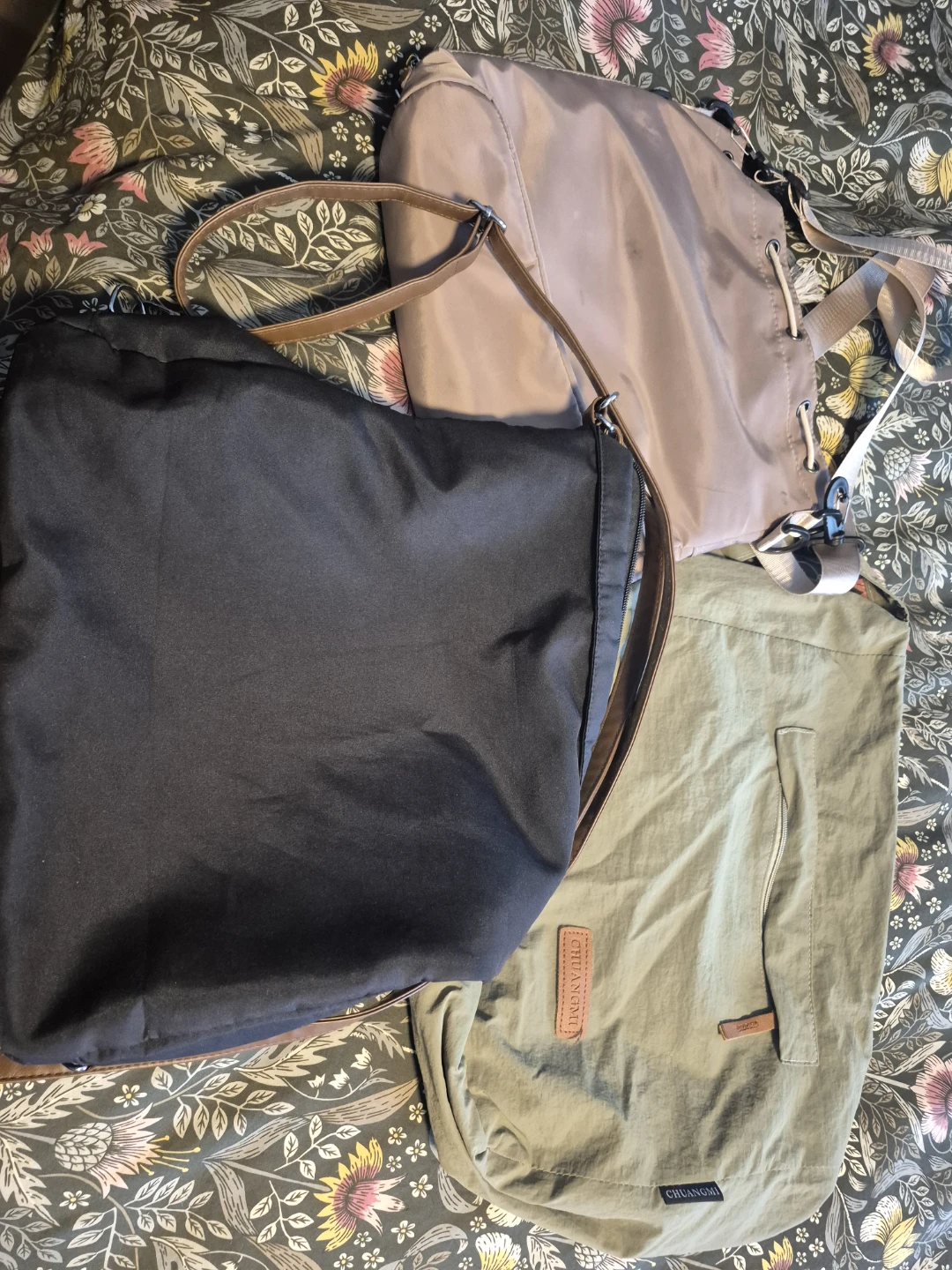 Lot of 3 CHUANGMI Bags