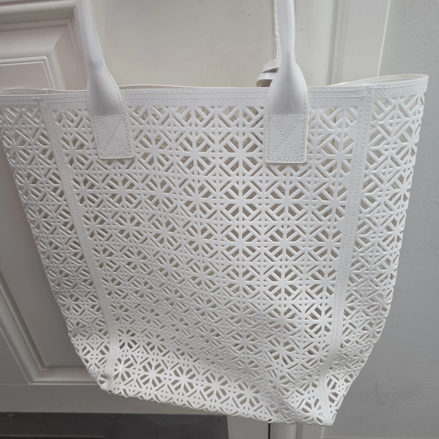 Tory Burch White Perforated Tote Bag - photo 3
