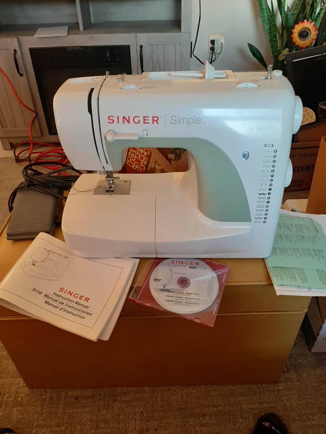 Singer Simple 3116 Sewing Machine
