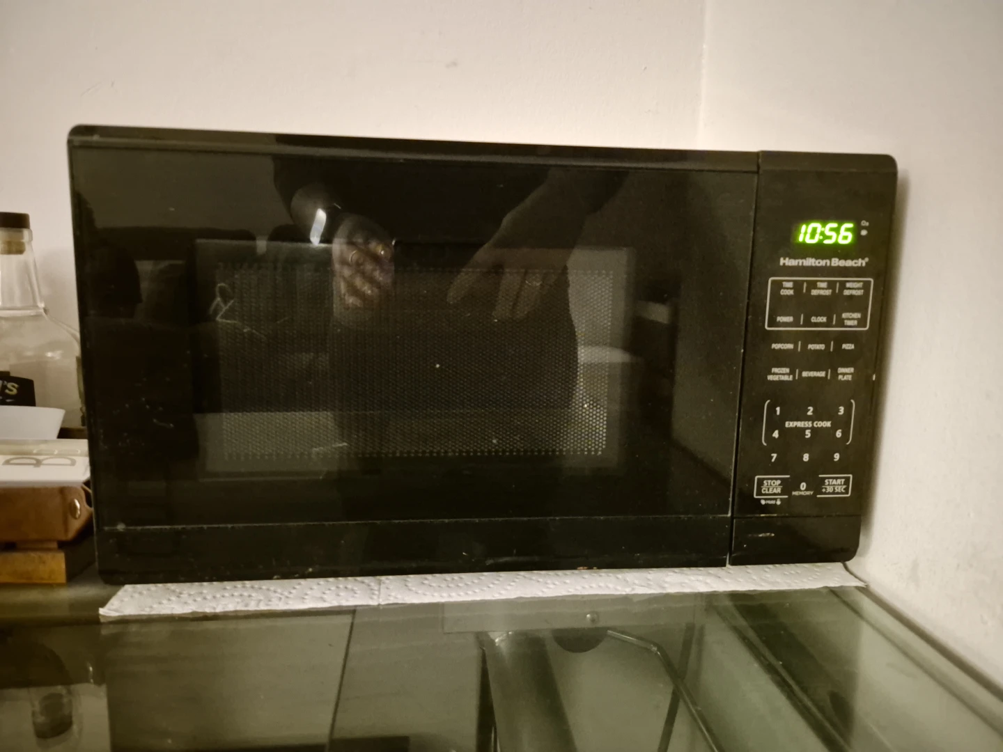 Hamilton Beach Microwave - photo 2