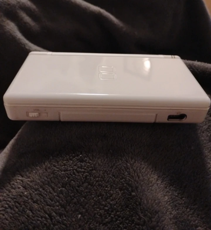 Nintendo DS Lite - White - photo 4