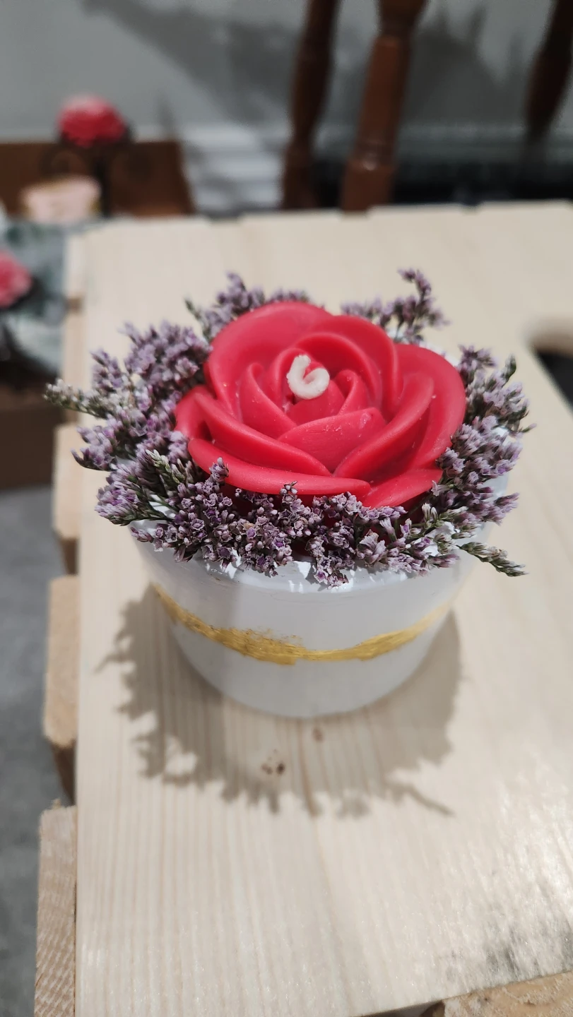 Handmade Rose Flower Candle in Decorative Pot - photo 2