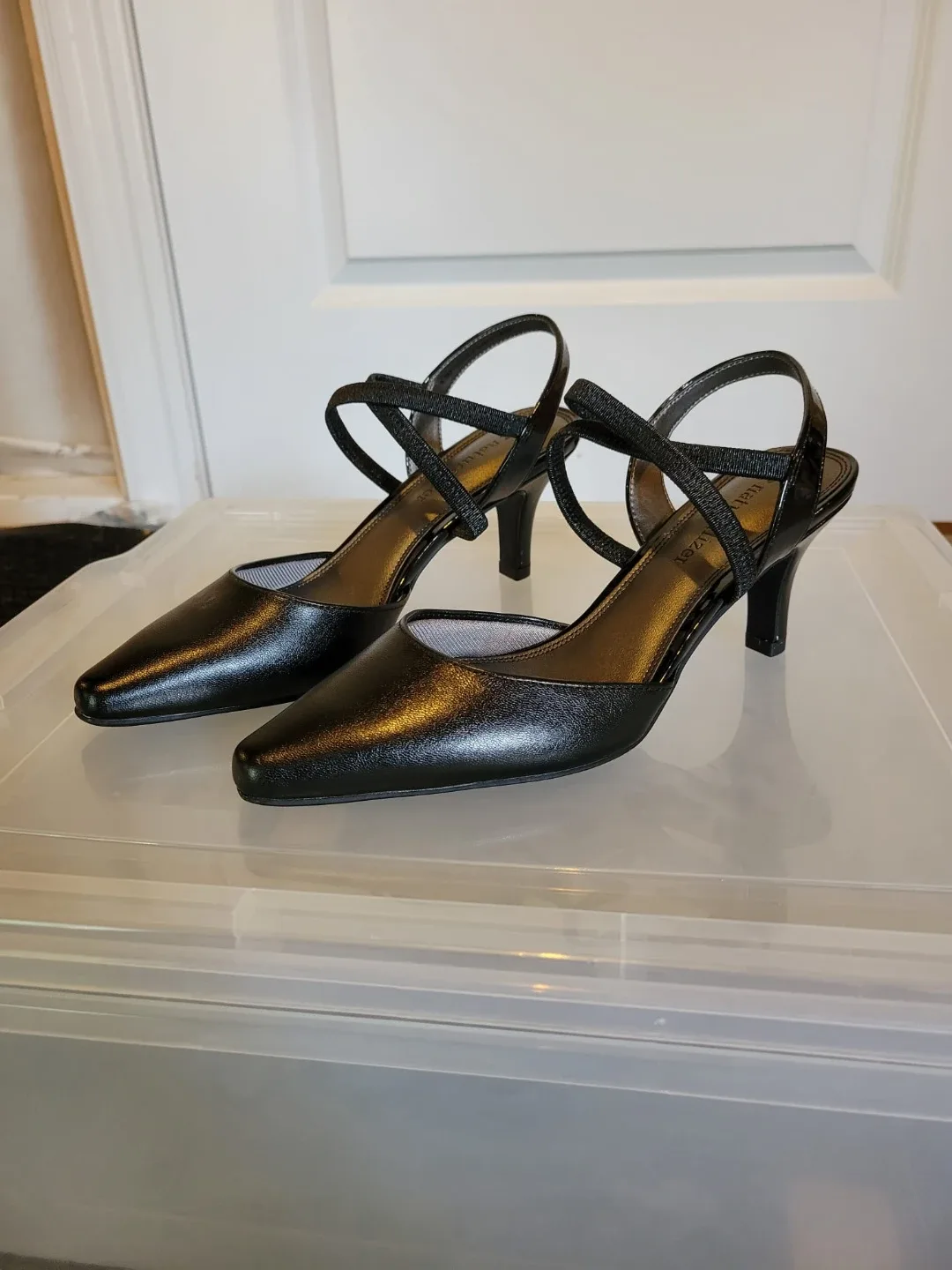 Naturalizer Black Slingback Heels - photo 2
