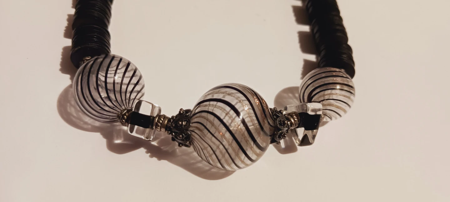 Black & White  Handblown Striped  Art Glass Beaded Necklace - photo 4