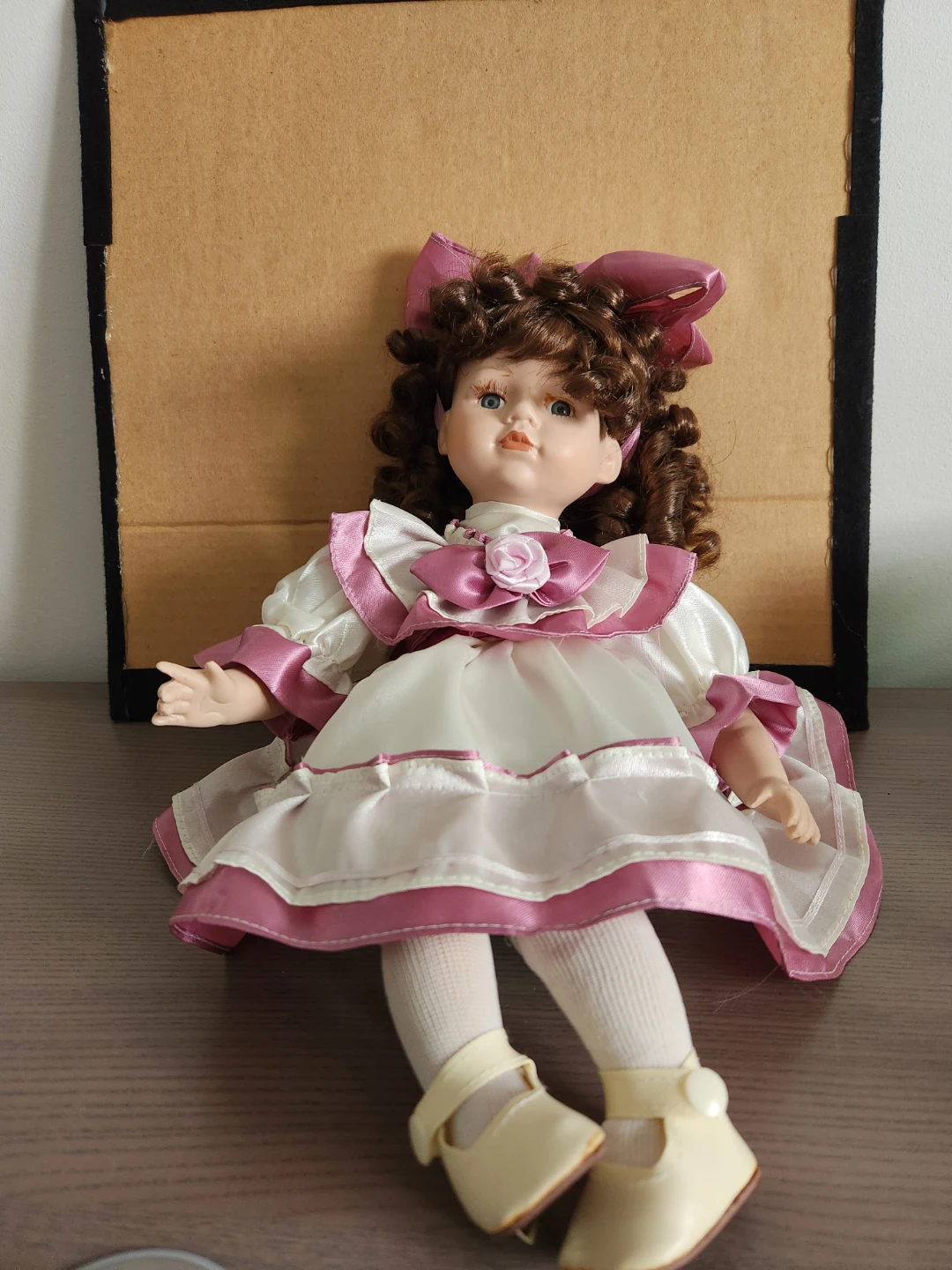 Decorative Porcelain Doll - photo 2