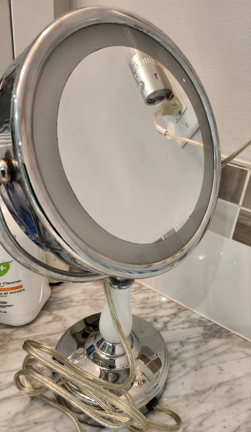 Conair Lighted Double-Sided Makeup Mirror - photo 2