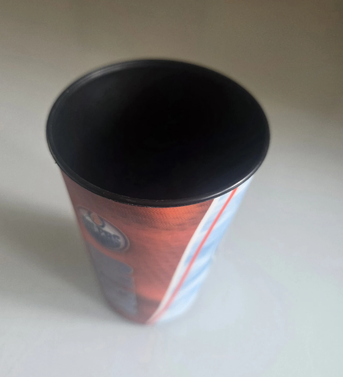 Edmonton Oilers 22oz Plastic Souvenir Cup Churchill Container - photo 4