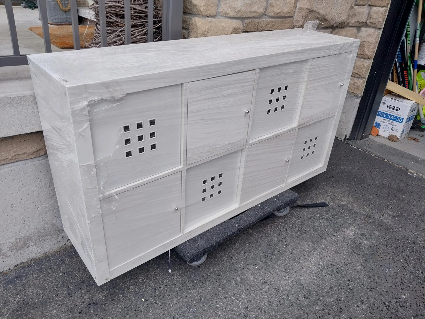 White 8-Cube Storage Unit
