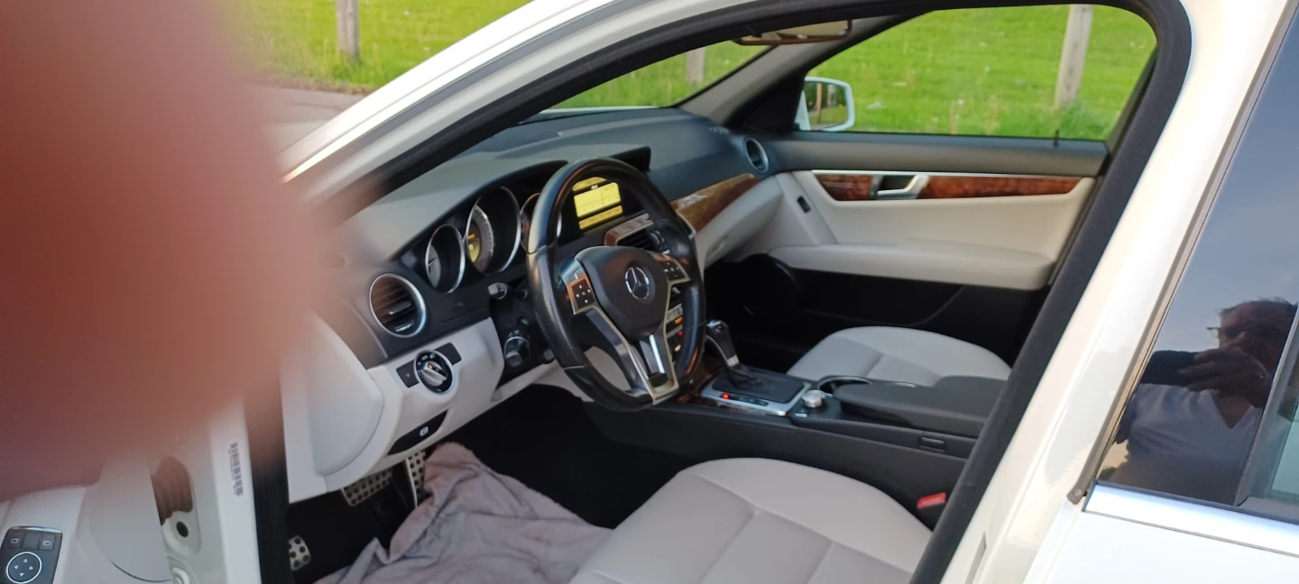 2012 Mercedes-Benz C300 4MATIC Sedan - photo 5
