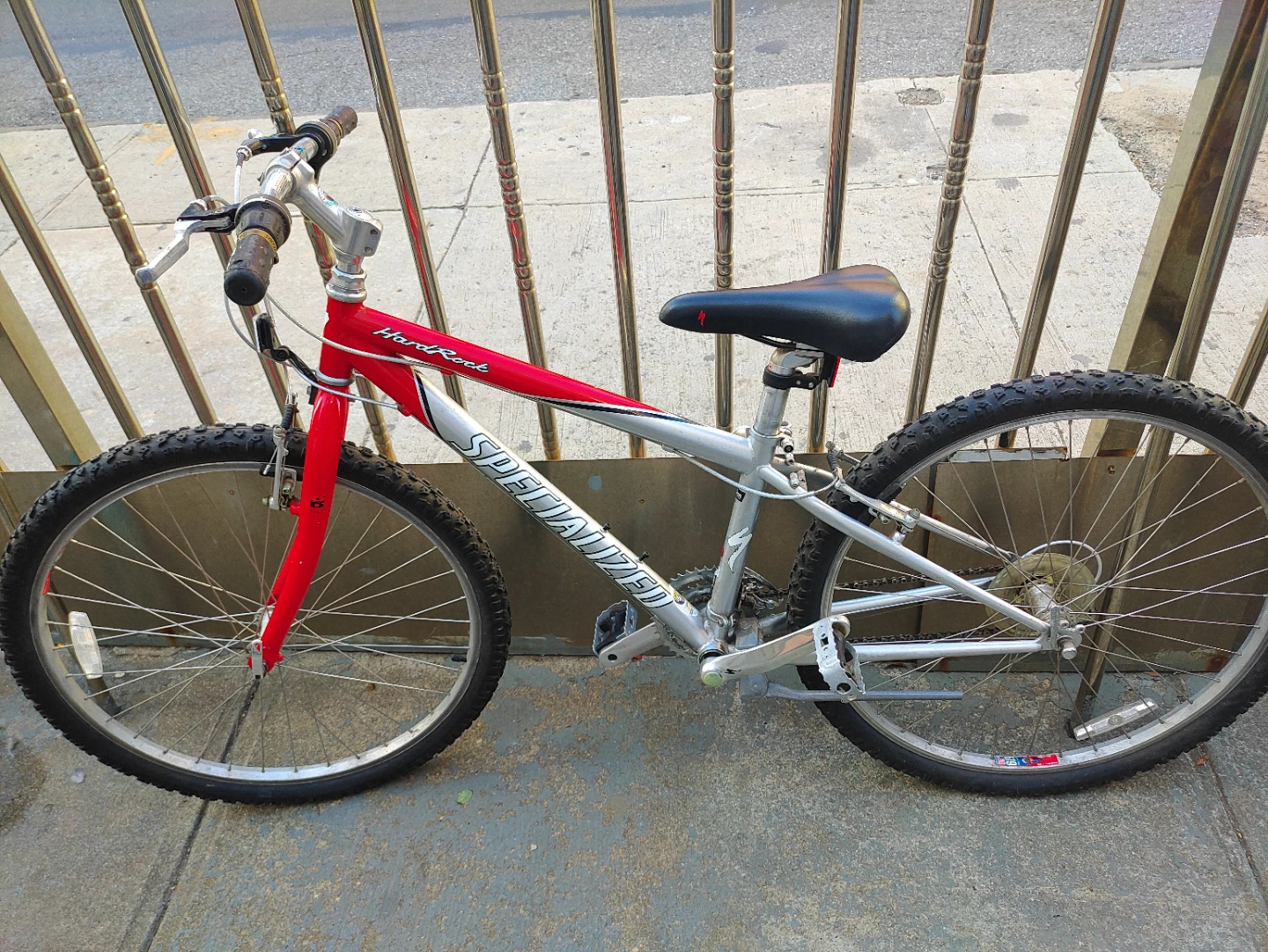 Specialized Hard Rock City Mountain Bike Bicycle - photo 2