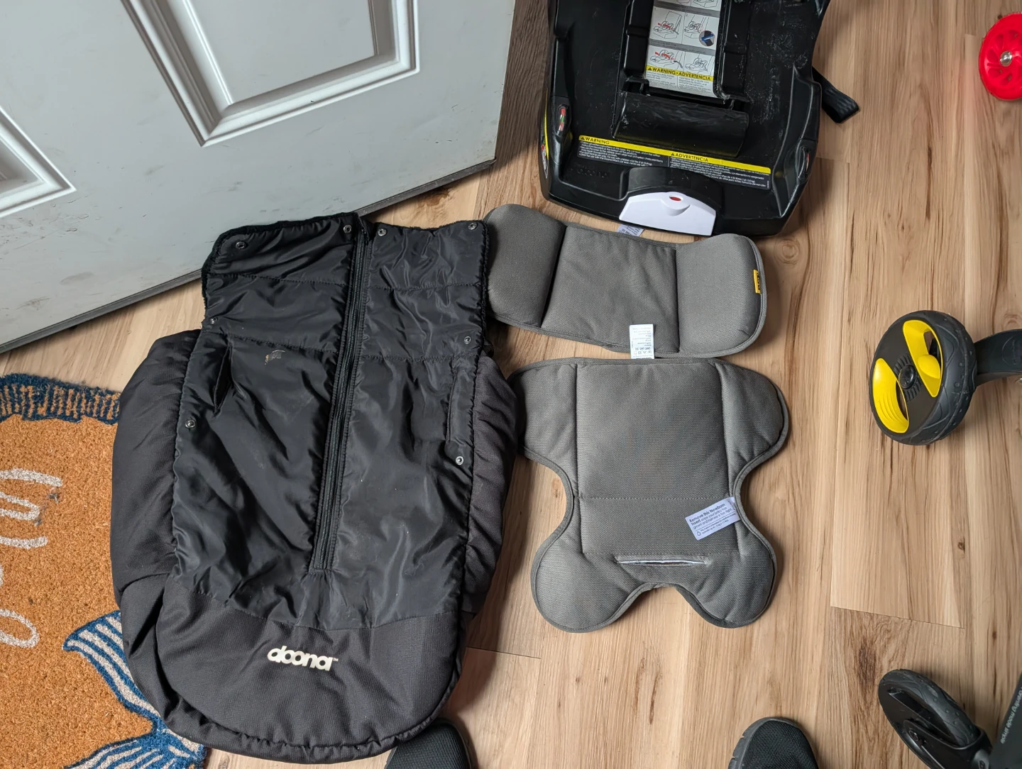 Doona Infant Car Seat and Stroller - photo 3