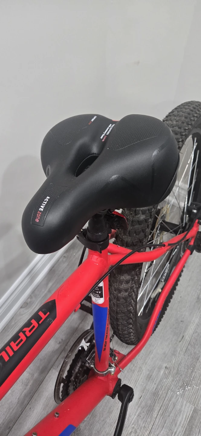 Red CCM Trail Bike 17" Frame - photo 3