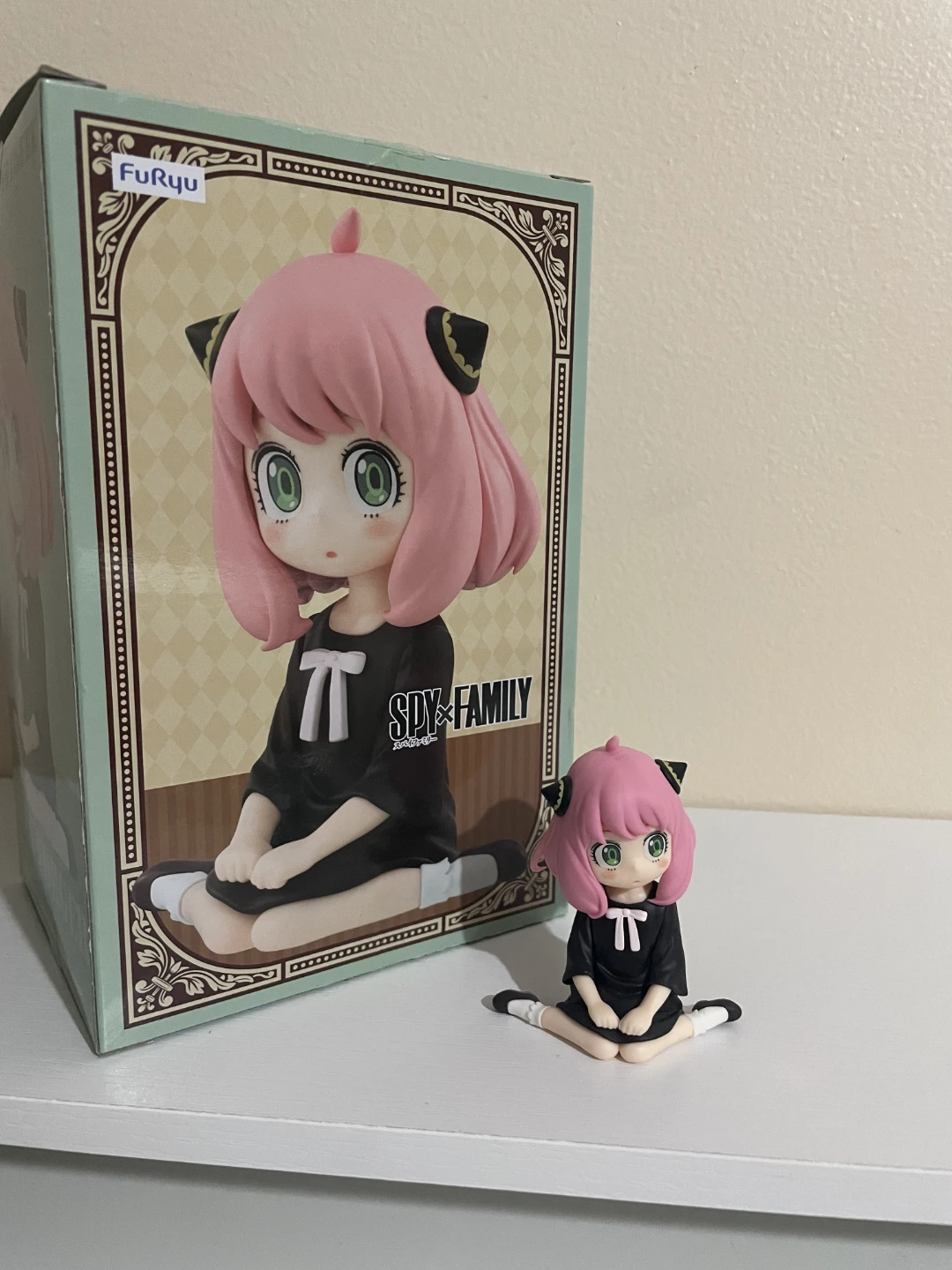 Authentic SPY x FAMILY Anya Forger Figure by FuRyu - photo 2