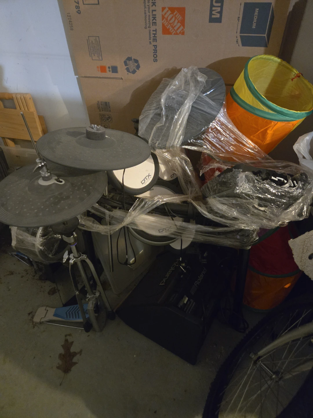 Yamaha DTX700 Electronic Drum Kit (READ DESC)