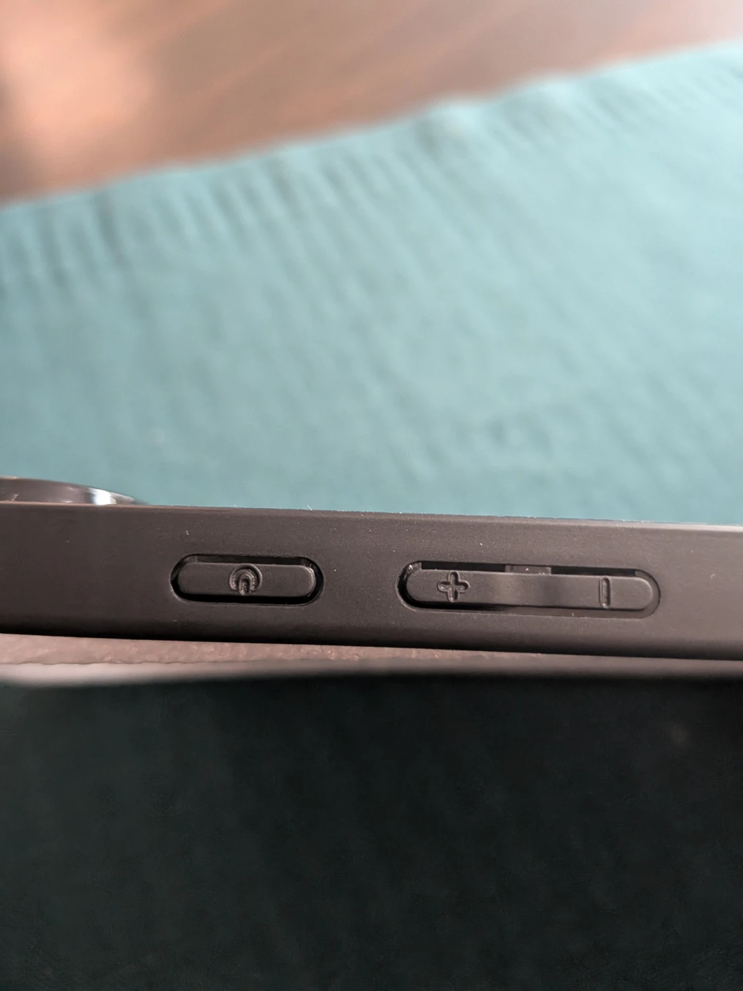 Pixel 10 Pro XL Protective Case In Blue Grain Wood Finish - photo 5