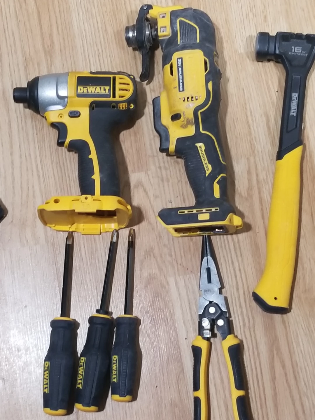 DeWalt Power Tools Set