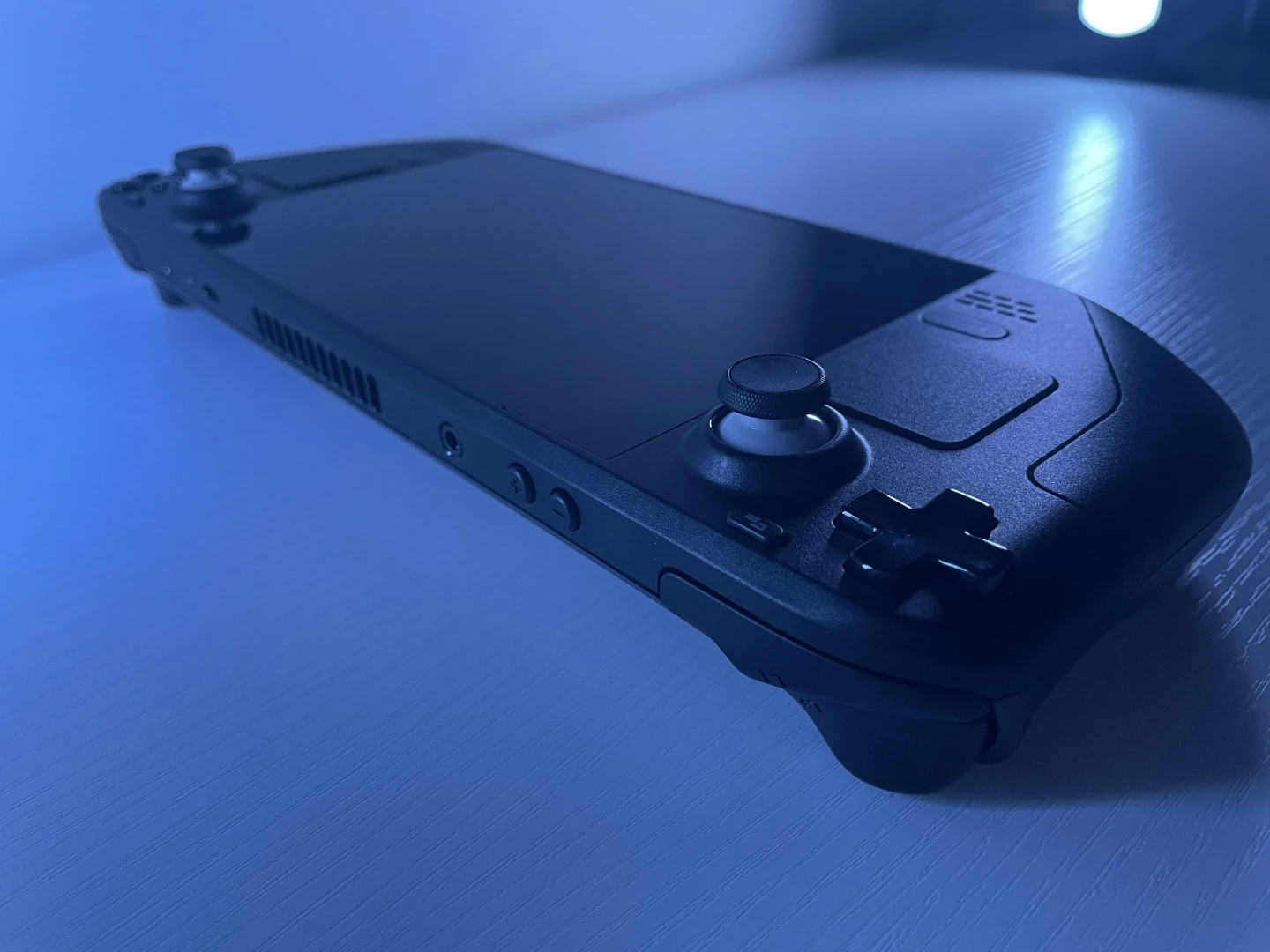 Valve Steam Deck Handheld Gaming PC - photo 2