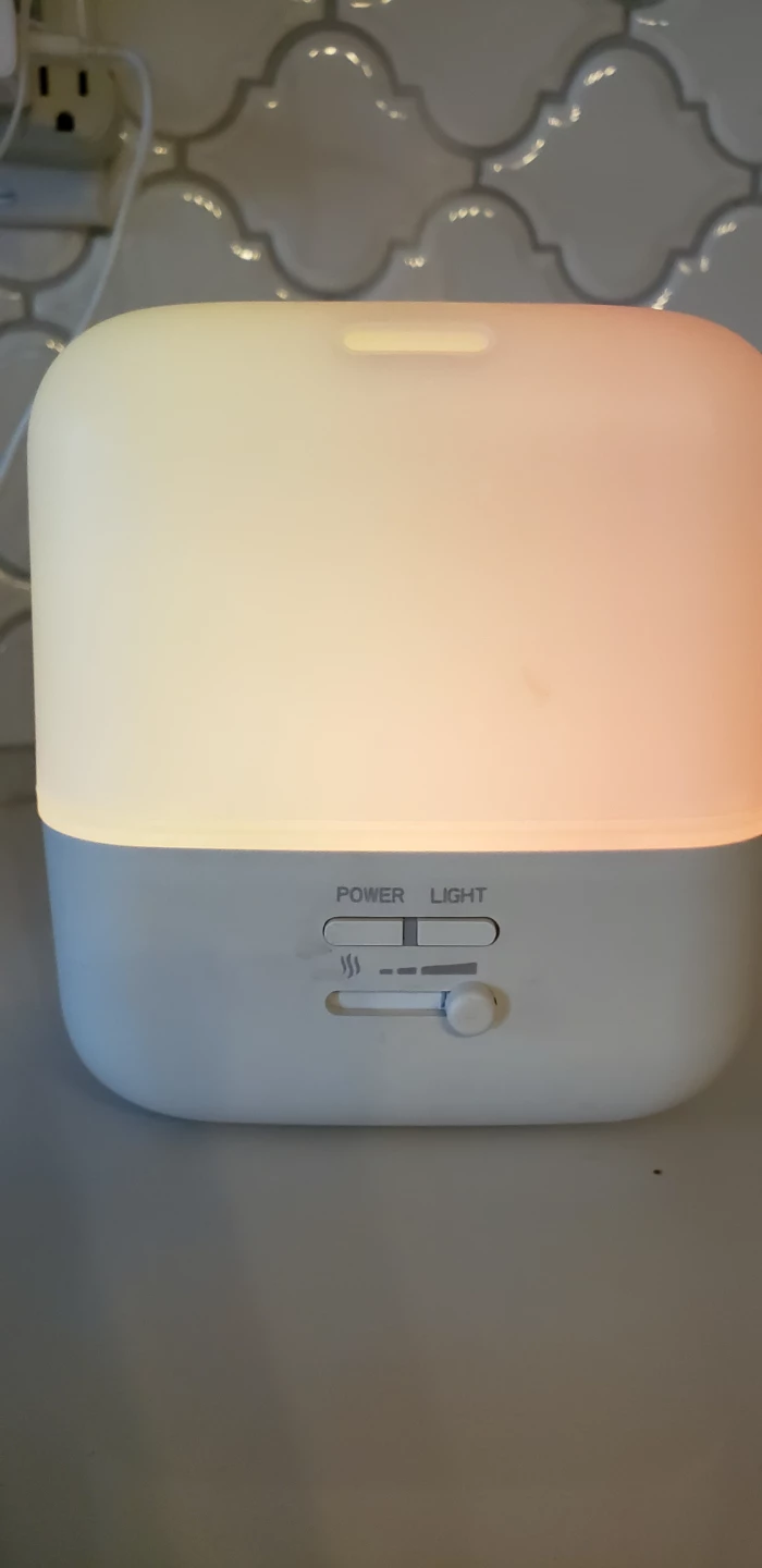 White Aroma Diffuser with Light