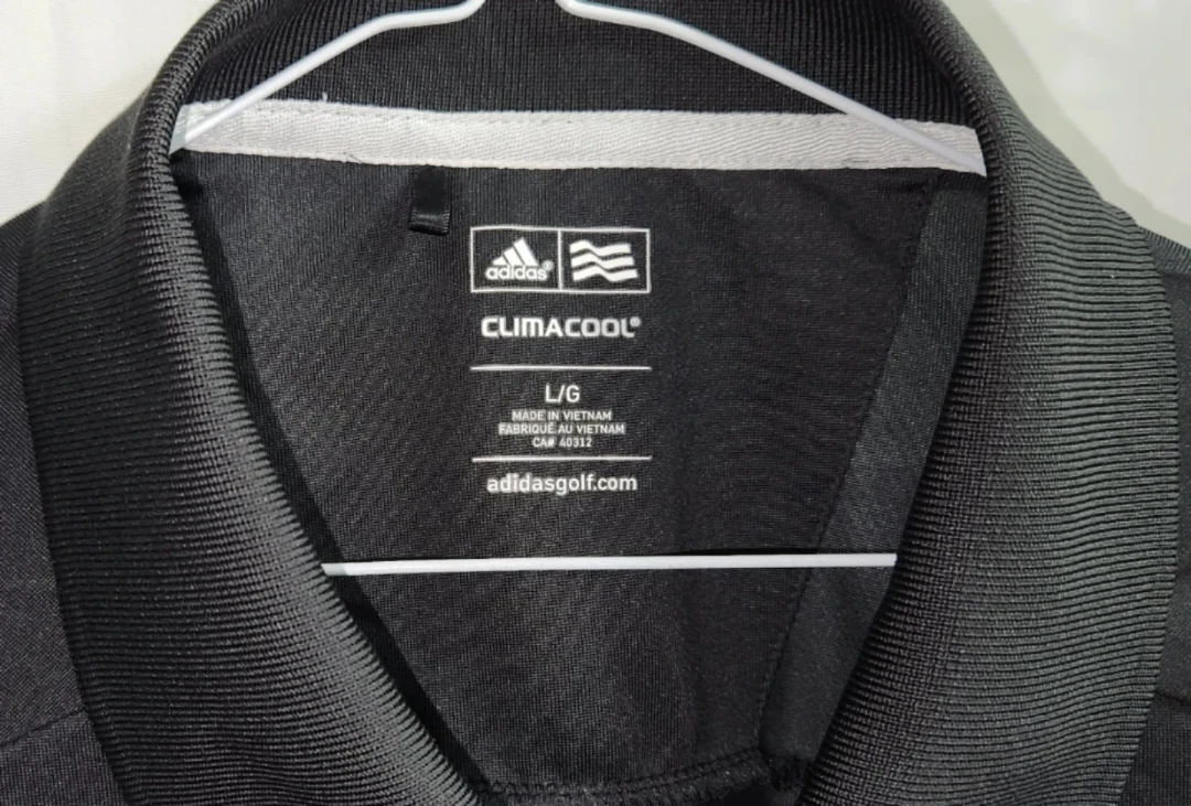 ADIDAS GOLF NEW SMOKE FREE NO PET'S - photo 2