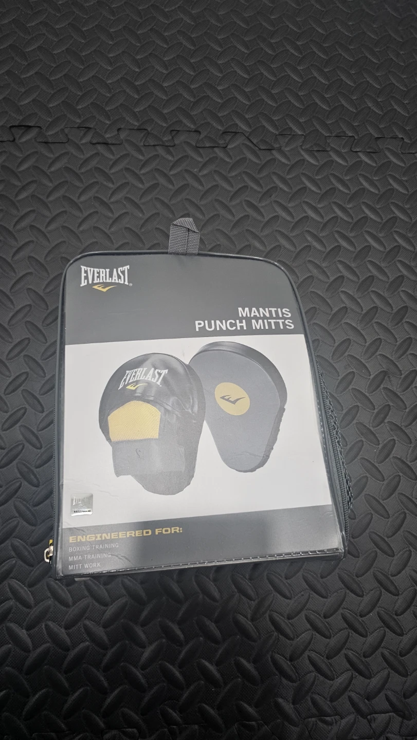 Everlast Mantis Punch Mitts