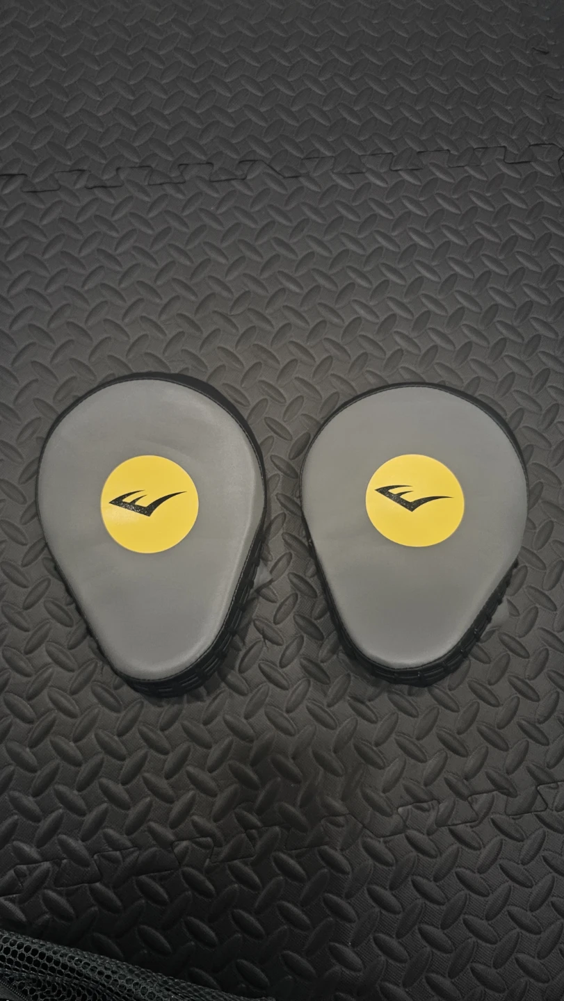 Everlast Mantis Punch Mitts - photo 2