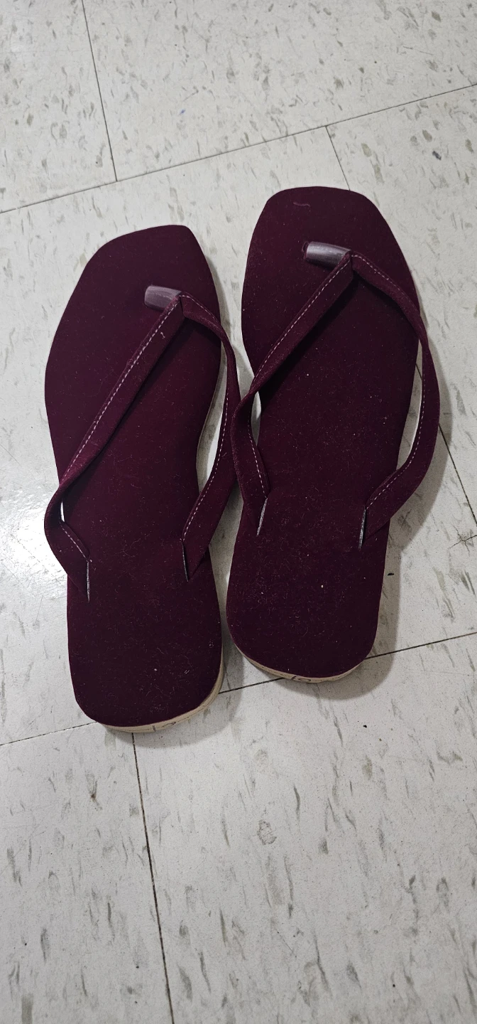 Burgundy Velvet Flip Flops - Size 8.5