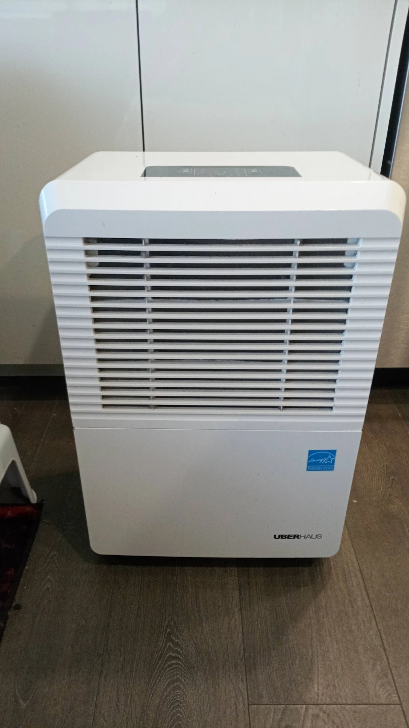 UberHaus Dehumidifier MDK-60AEN1-BA9