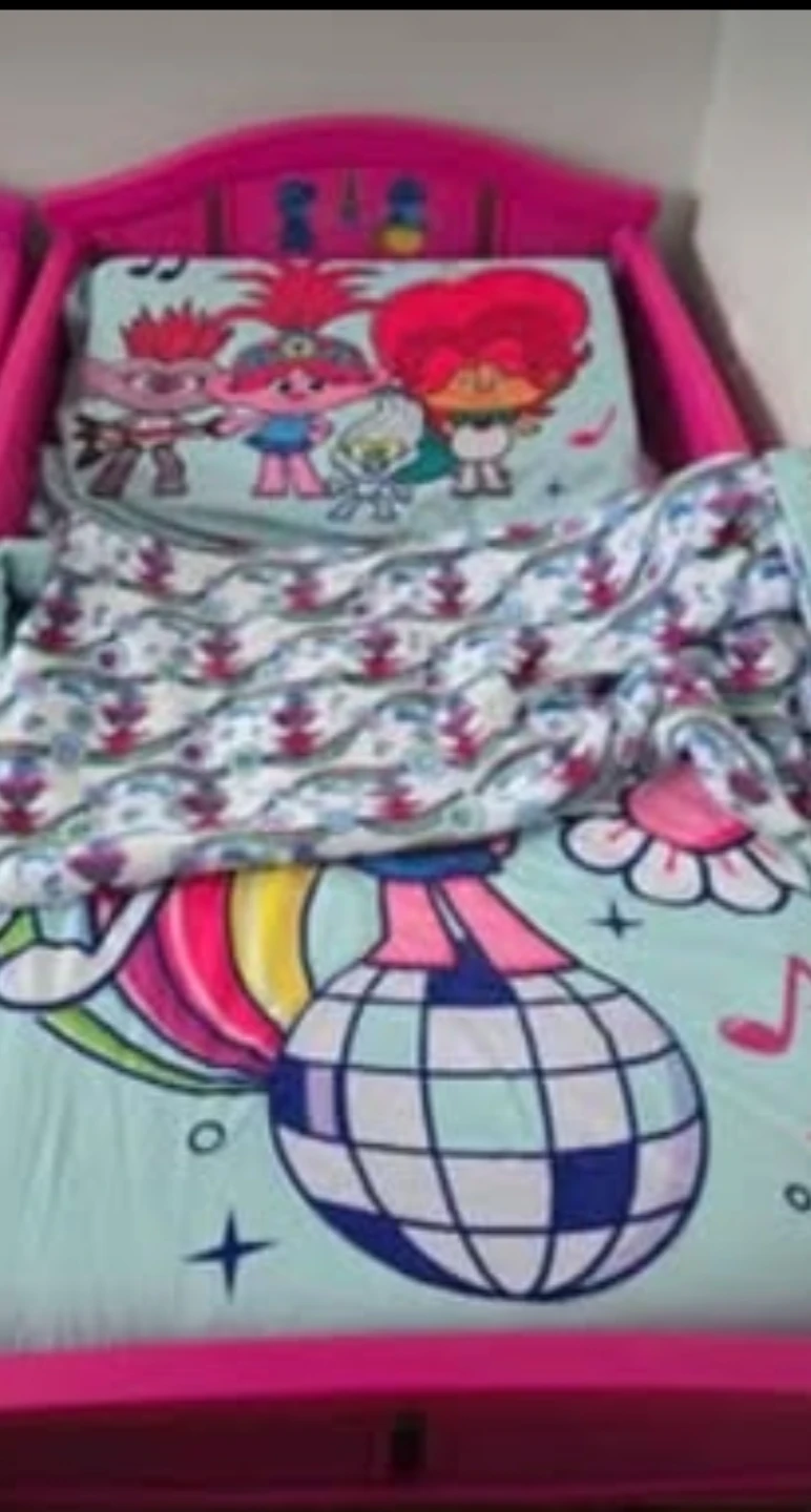 Tolder bed with cover set and mattress - photo 2