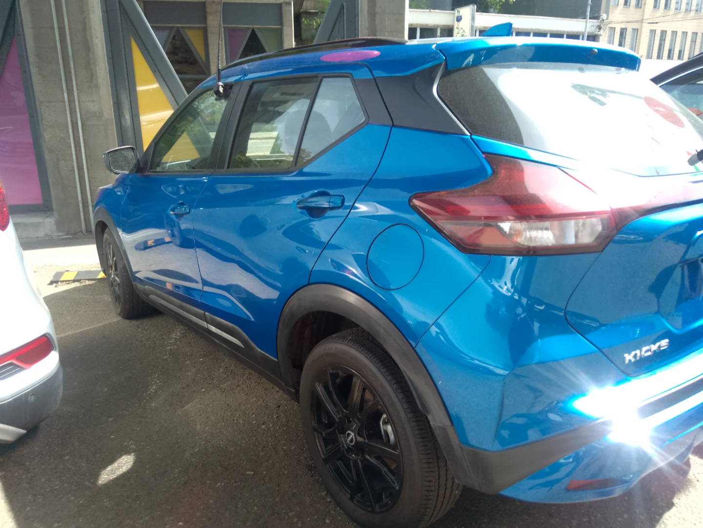 2024 Nissan Kicks Blue