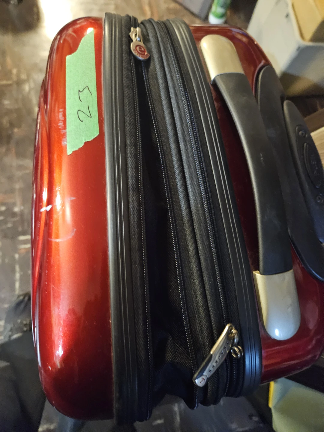 Tracker Red Hard-Shell Spinner Suitcase - photo 4