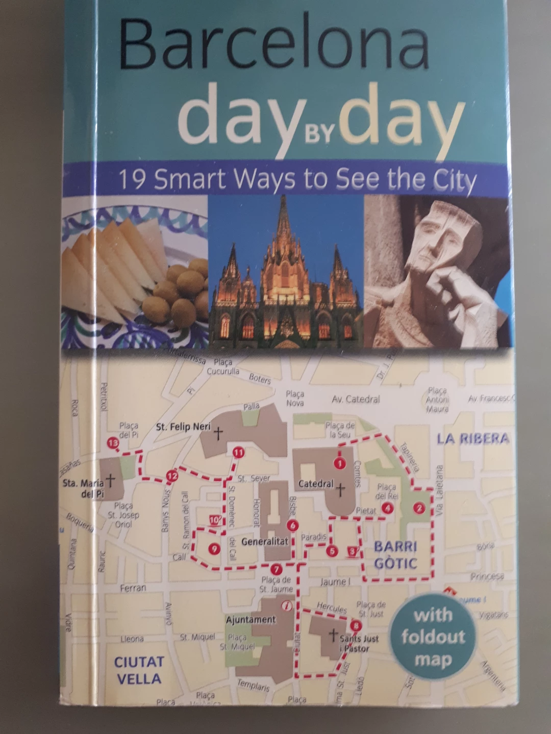 Barcelona Day by Day Travel Guide